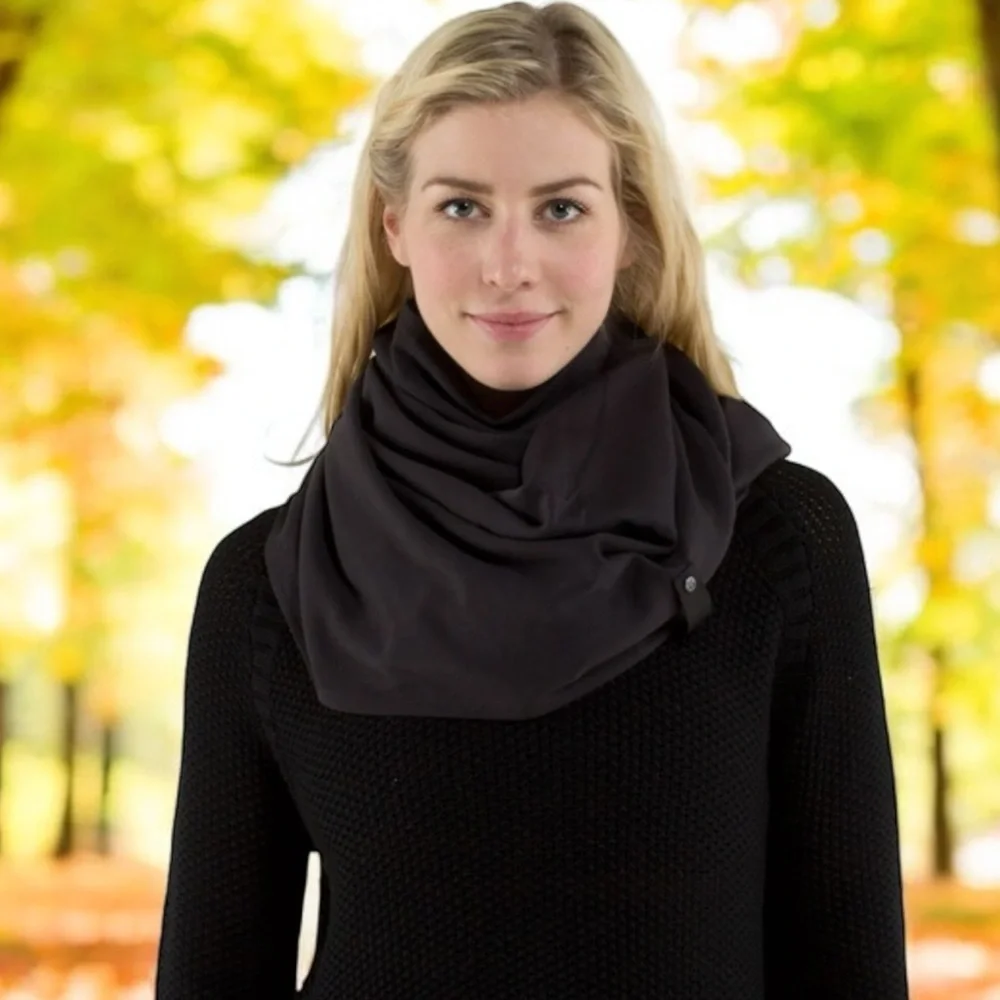 Lululemon Vinyasa Scarf *Rulu in Wee Stripe Black White / Black